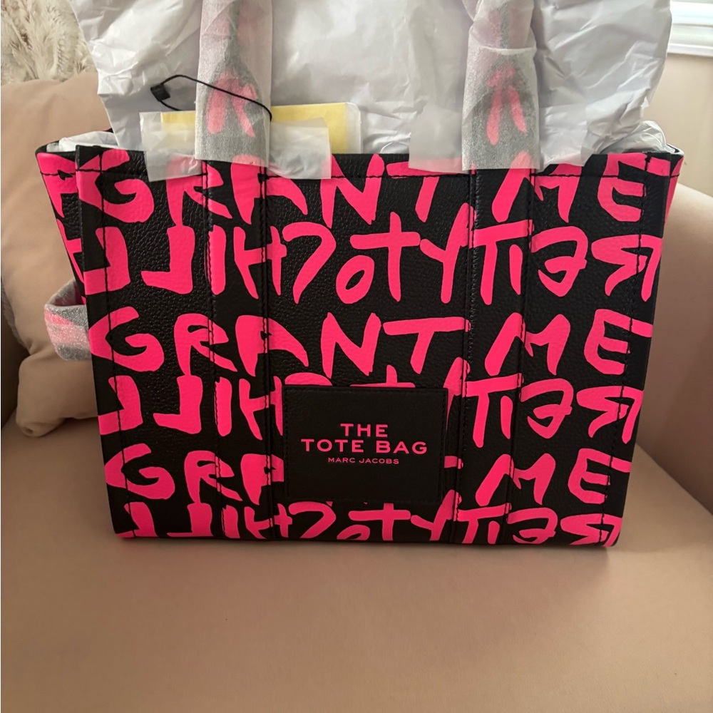 Marc Jacobs Hot Neon Pink Black Stephen Sprouse Tote bag  fun bag!